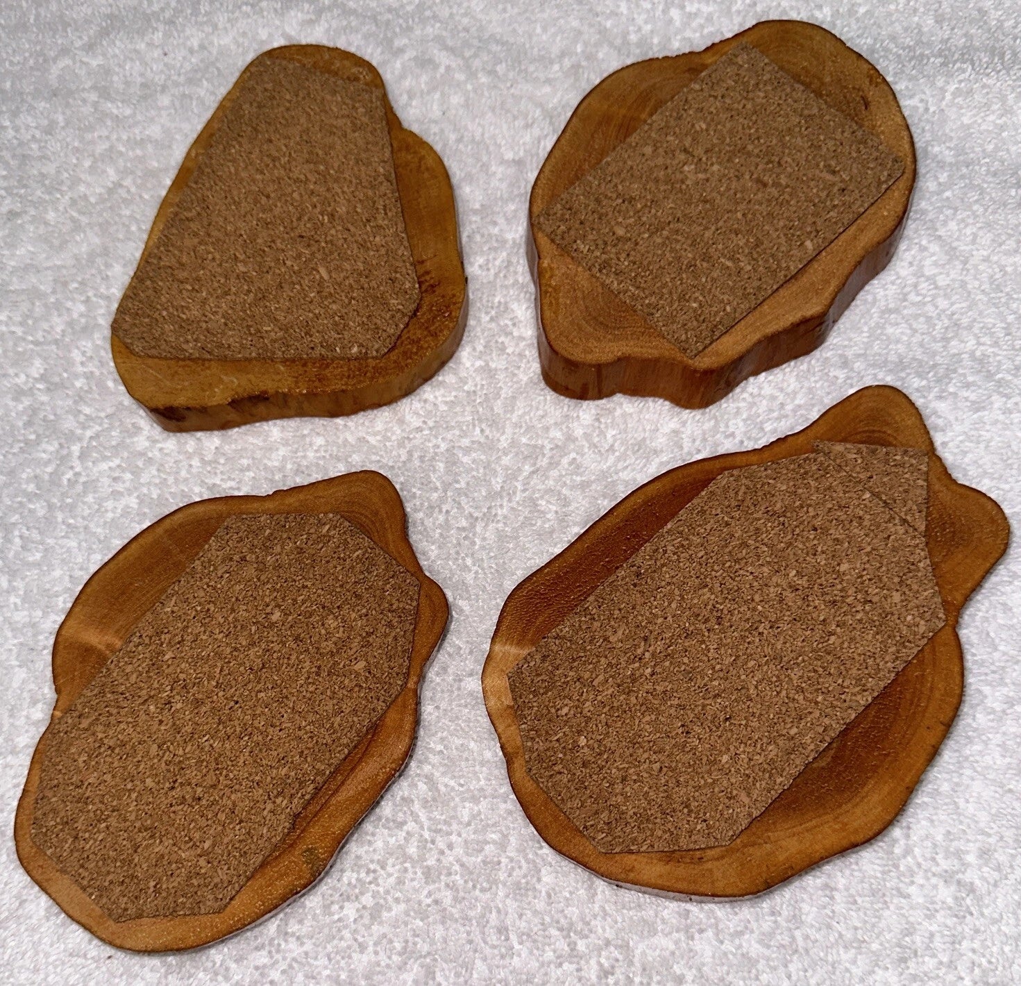 Log Slice Coaster Set of 4 Lodge Cabin Rustic Cork Backing New Unused Set